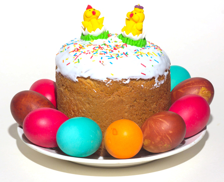 Easter cake and painted eggs