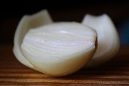 Fresh bulb of onionの写真素材