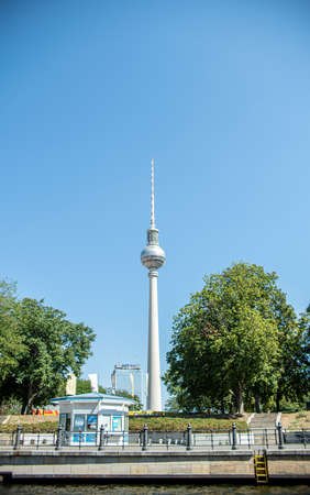 sightseeing boat tour through berlin germany on the spreeのeditorial素材