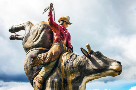 Cowboy sculpture in Williams Lake British Columbia Canadaのeditorial素材