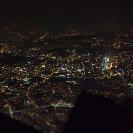 Night flight over Kuala Lumpur MALAYSIA の素材