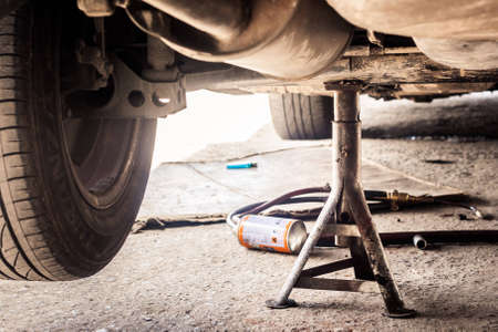 car suspension  maintenance の写真素材