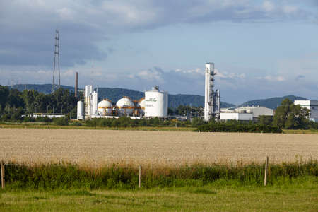 The German branch of Air Products produces gases by liquidation of air near the river Ruhr on July 25, 2015.のeditorial素材