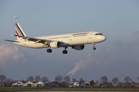 The Air France Airbus A321-111 with identification F-GMZD lands at Amsterdam Airport Schiphol (The Netherlands, AMS), Polderbaan on April 8, 2016.のeditorial素材
