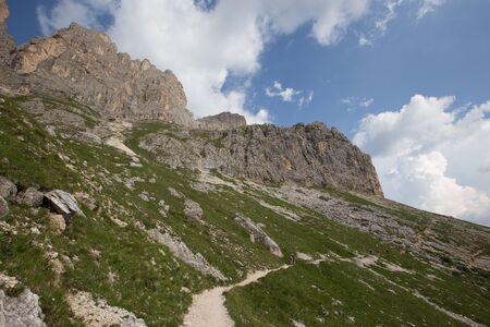 view of Gruppo del Catinaccio (Rosengarten Group) Dolomites, Hirzelwegの写真素材