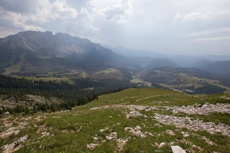 view of Gruppo del Catinaccio (Rosengarten Group) Dolomites, Hirzelwegの写真素材