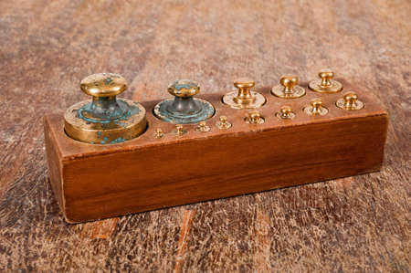 Old weights for precision balance