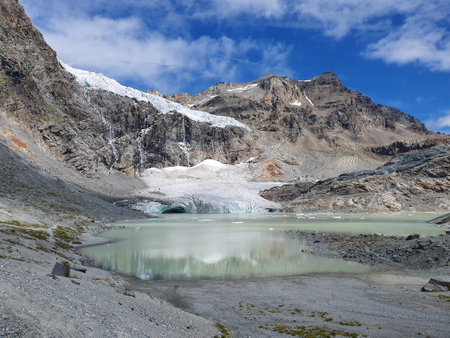 Fellaria alpine lake in Valmalencoの写真素材