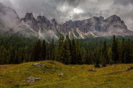 Dangerous weather in the mountains