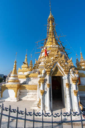 Wat Chong Kham temple in Mae Hong Son in Northern Thailandのeditorial素材