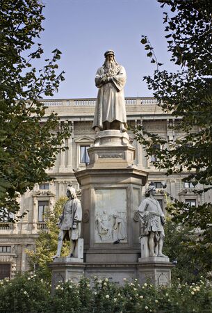 Leonardo da Vinci monument - Milano (IT)のeditorial素材