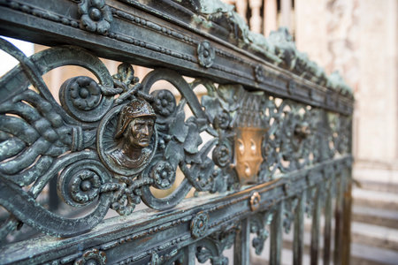 Bergamo cathedral details