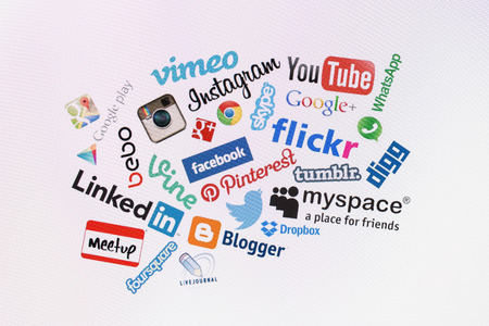 BELCHATOW, POLAND - DECEMBER 28, 2014: Popular social media website logos on computer screenのeditorial素材
