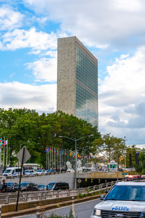 New York City, United States - September 20, 2022. The UN building on the day of the reception of delegations under police protectionのeditorial素材