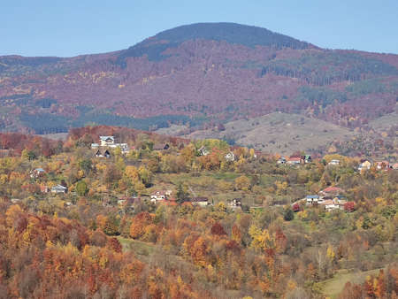 Autumn view of the village of Melnik in Balkan Mountains, Bulgariaの写真素材