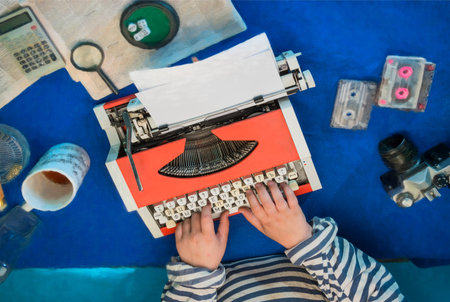  Work of the journalist at the tableの写真素材