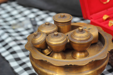 set bowl vintage copper sold in the market.の写真素材