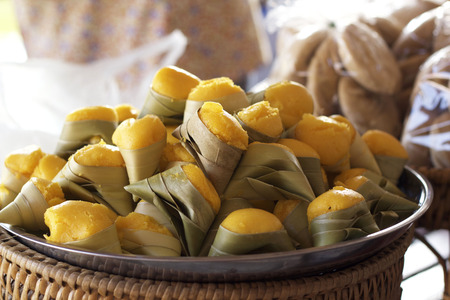 Palm flavoured mini cake wrapped - dessert thaiの写真素材