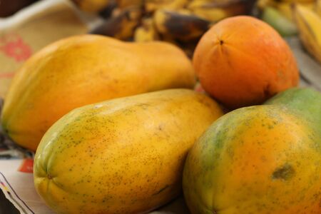 Papaya fruit in the marketの写真素材
