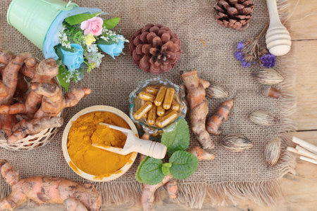 Turmeric powder with tumeric capsules for health
