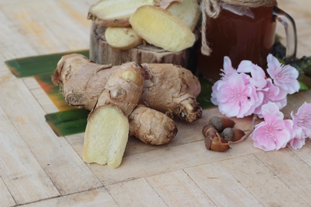 Ginger tea with fresh ginger sliced deliciousの写真素材