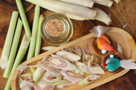 Lemongrass essential oil with fresh slice lemongrassの写真素材