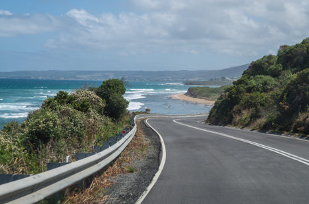 Travel along the Great Ocean Road in Victoria Australia