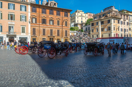 Rome Italy, 10 May 2014 - The streets of Rome have an abundance of people and historical architecture everywhere you look.のeditorial素材