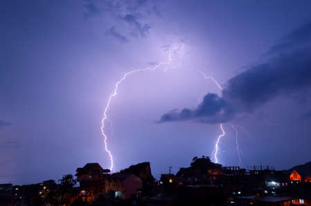 lightning strikeの写真素材