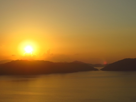 Beautiful sunrisae above the seaの写真素材