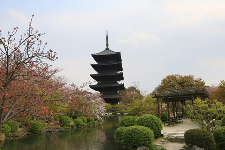 The wooden tower of To-ji Templeのeditorial素材