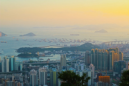 east of Kowloon side view Hong kong isaland at Beacon Hillのeditorial素材