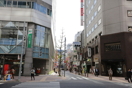 crossing the street at Shinjuku at 2016のeditorial素材