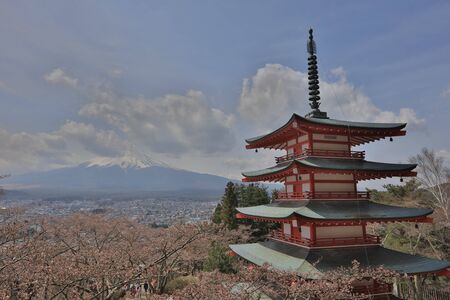 Mt Fuji viewed from behind Chureito Pagoda at 2016のeditorial素材
