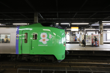 the  rail train stop at Sapporo station in Hokkaido, Japan.のeditorial素材