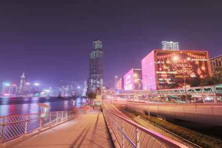  street in Hong Kong at night before xmasのeditorial素材