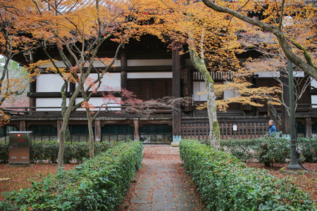 autumn in the Shinnyo do Temple in Kyotoのeditorial素材