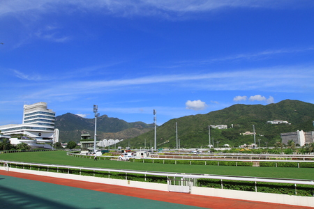 The expression during horse race in HKのeditorial素材
