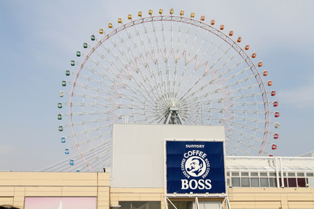 Tempozan Ferris Wheel in Tempozan Harbor Village osakaのeditorial素材