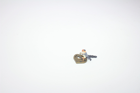 figures lover dating on heart key chainの写真素材