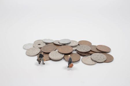 the fun of min figure man on pound yen