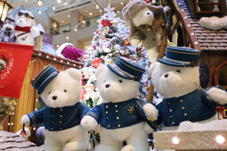 27 Nov 2020 Christmas decorations at the Landmark shopping mall in Hong Kong.のeditorial素材