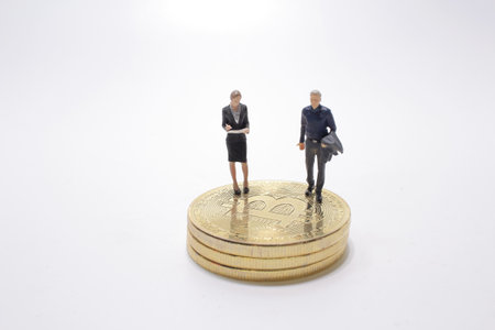 mini figures discuss the growth of bitcoin