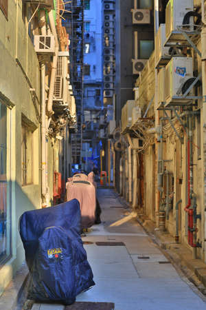 16 Oct 2021 the view of Messy side alley in hong kongのeditorial素材