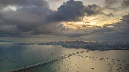 a Shenzhen Bay bridge that connects Shenzhen with Hong Kongの写真素材