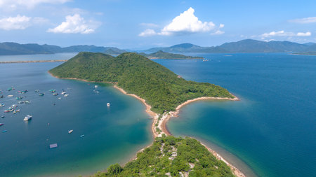 captivating aerial view of a tropical coastline showcasingの写真素材