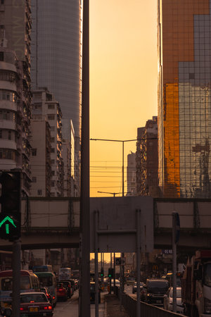 Evening cityscape with traffic and glowing skylineのeditorial素材
