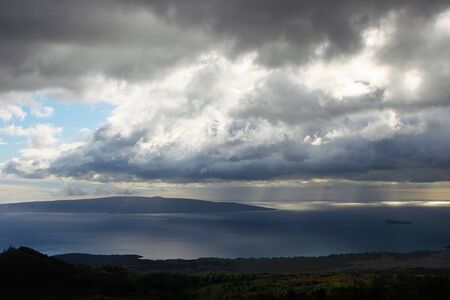 Beautiful Tropical Beach Shoreline Maui Island Hawaiiの写真素材