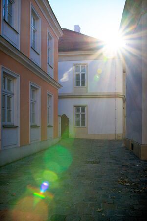 Back alley in Vienna, Austriaの写真素材