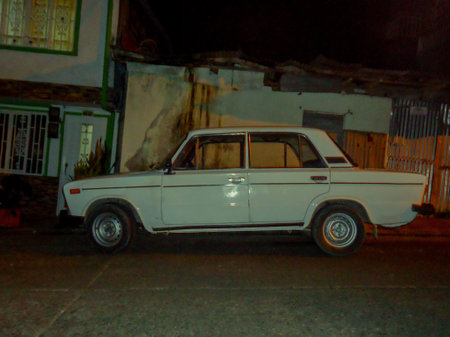 Old car in the old town of Guayaquil, Ecuadorの写真素材